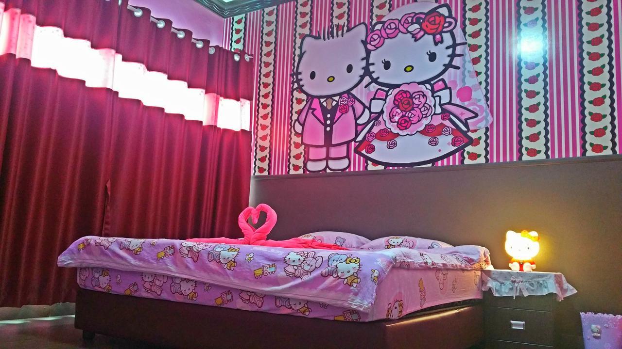 Hello Kitty Signature Suite Сандакан Экстерьер фото