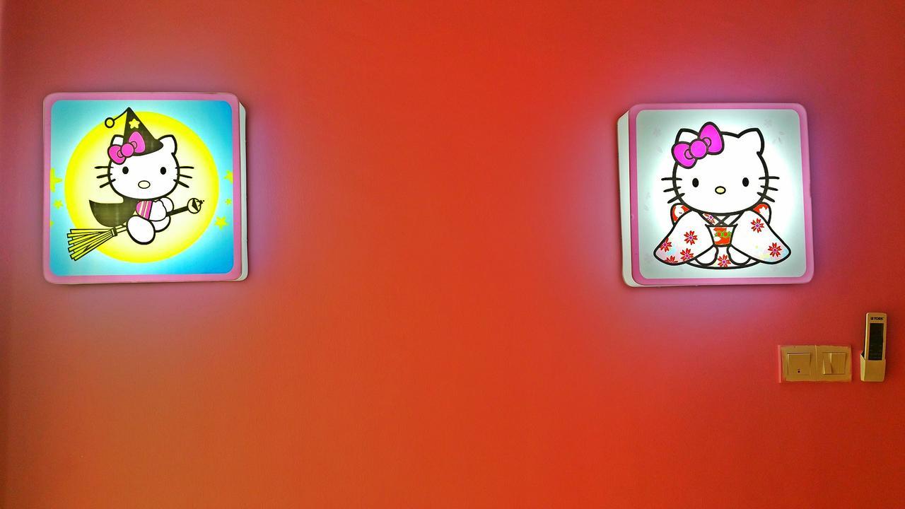 Hello Kitty Signature Suite Сандакан Экстерьер фото